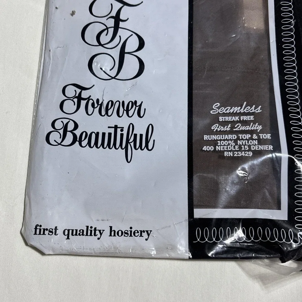 Vintage 1960s Coffee Stretch Nylon Pantyhose Forever‎ Beautiful Size 10.5
